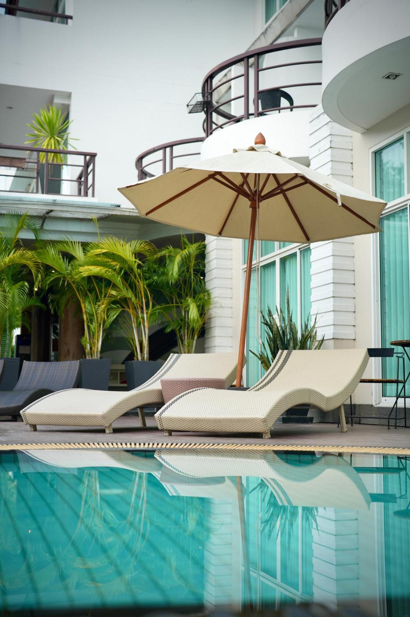 A-Te Chumphon Hotel - Sha Plus Экстерьер фото
