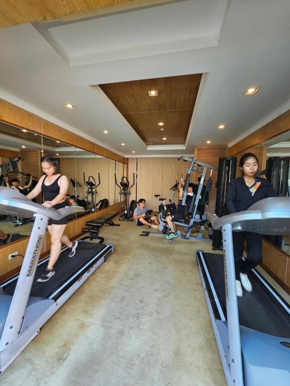 A-Te Chumphon Hotel - Sha Plus Экстерьер фото