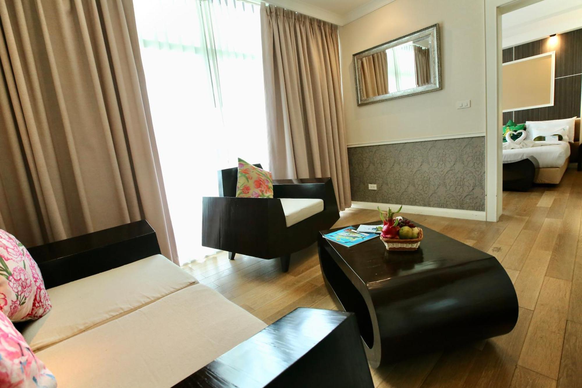 A-Te Chumphon Hotel - Sha Plus Экстерьер фото